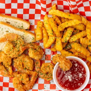 Hand battered shrimp (basket)